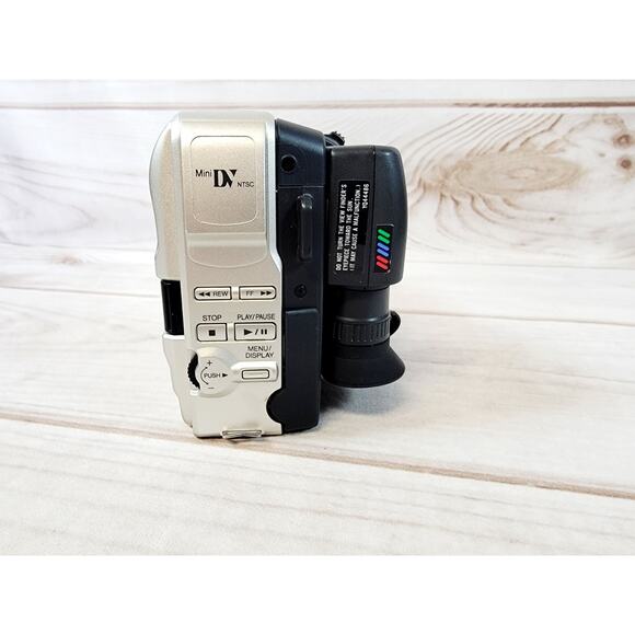 JVC Mini DV Digital CyberCam Camcorder Model GR-DVA1U W/Charger & Remote TESTED - Picture 6 of 16